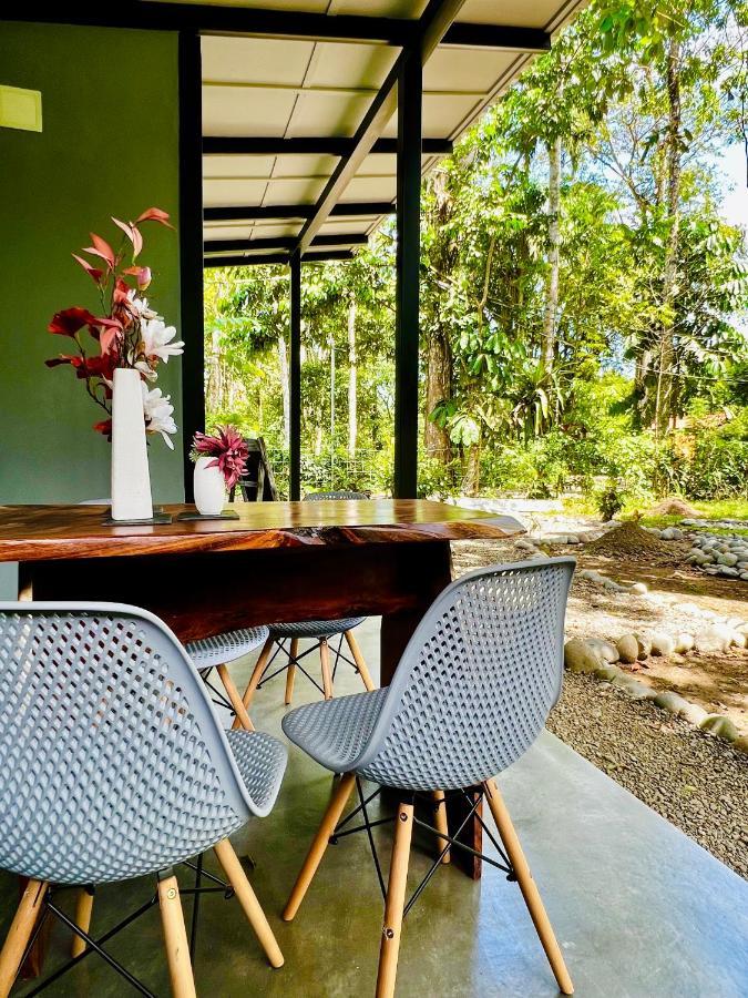 Villa Whispering Wisdom à Cahuita Extérieur photo