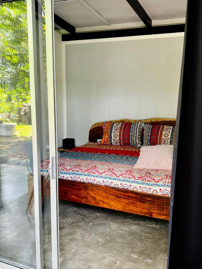 Villa Whispering Wisdom à Cahuita Extérieur photo
