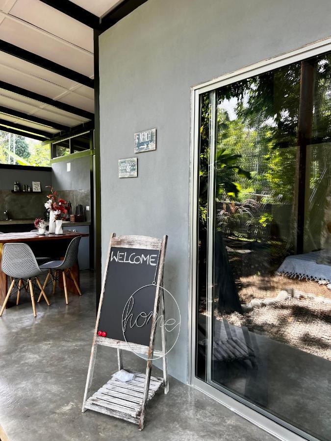 Villa Whispering Wisdom à Cahuita Extérieur photo